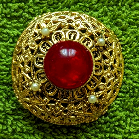 Vintage Brooch - Picture 1 of 2